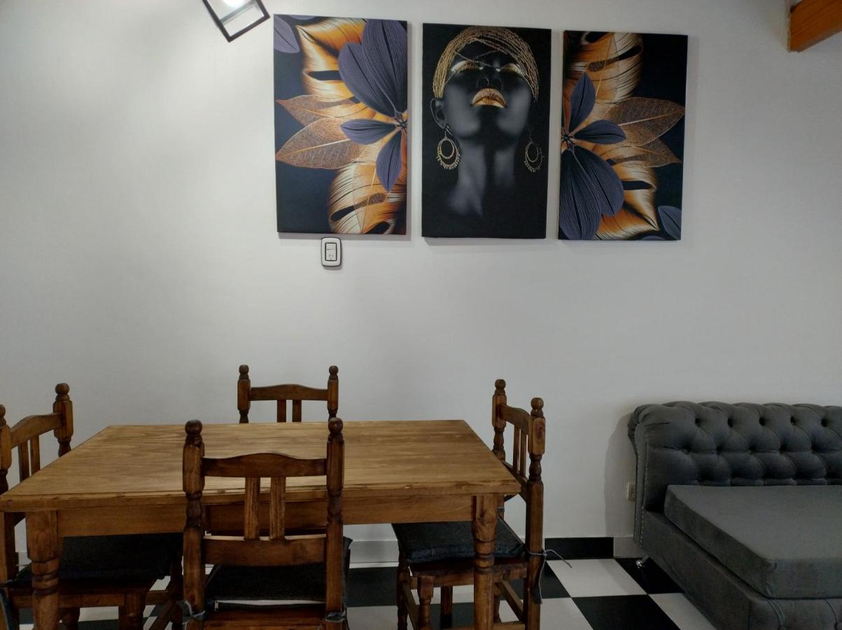 Casa Ana, Departamento Amplio A 20 ' Aeropuerto Lägenhet Luis Guillon Exteriör bild